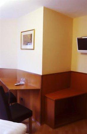 Hotel Europa Жак Офенбах Екстериор снимка